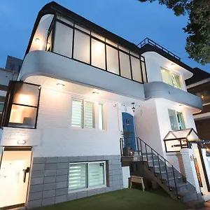 Neat House Guest house