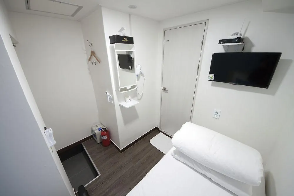 Hi Guesthouse Insadong Seul 2*,