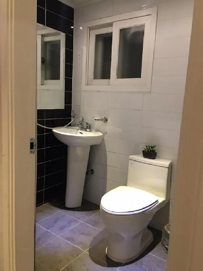 Hi Guesthouse Insadong Seoul 2*,